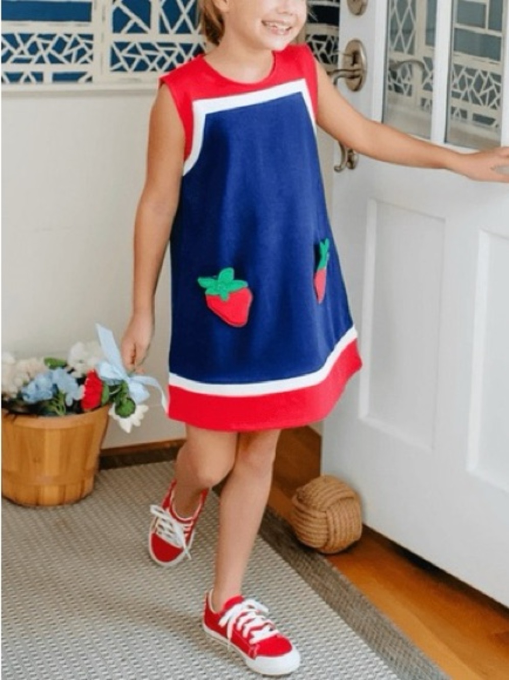 Beaufort Bonnet Strawberry Jumper Dress Size 7 Cute Summer